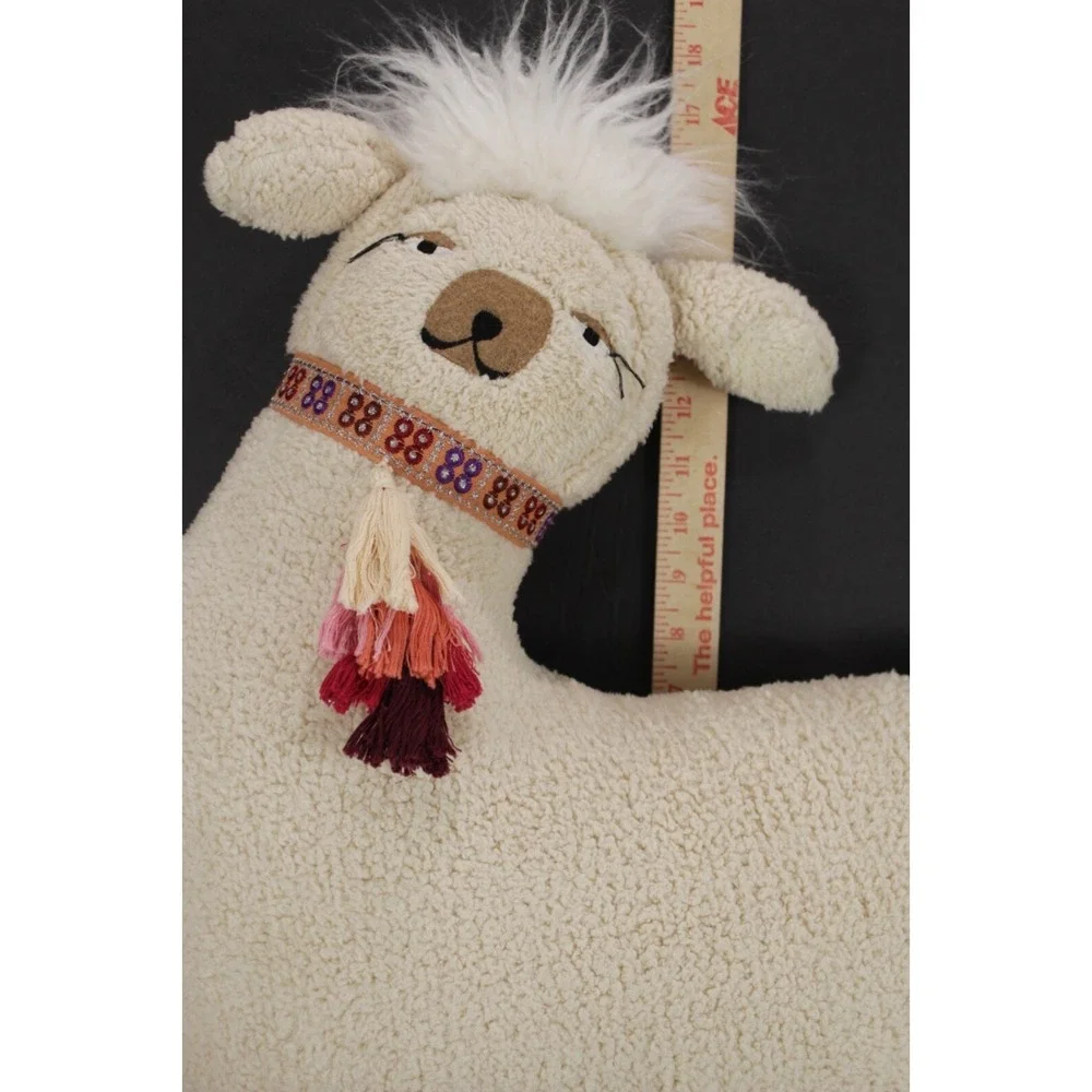 Alpaca Accent Throw Pillow 14 x 18 Décorative Fuzzy Soft Urban Outfitters